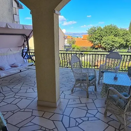 Apartment Fani *