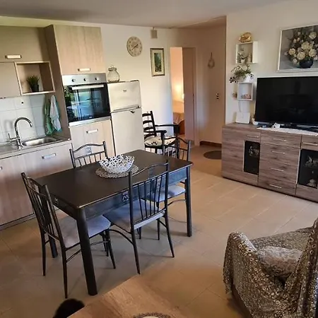 Fani Apartment