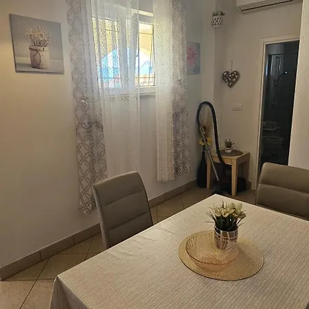 Apartment Fani