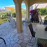 Apartman Fani *